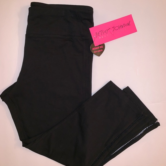 Betsey Johnson Pants - NWT BETSEY JOHNSON leggings - trellised-mid rise